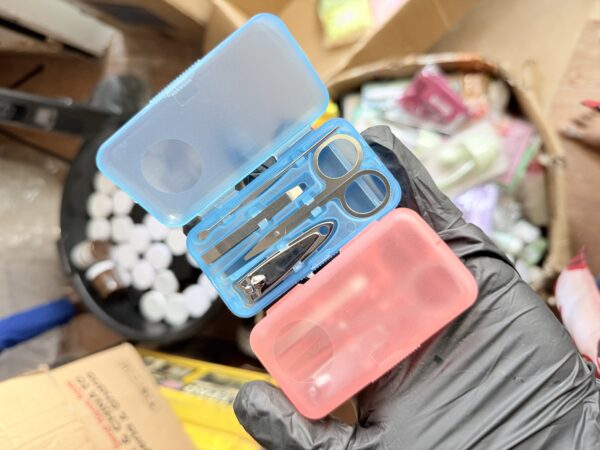 Mini manicure set